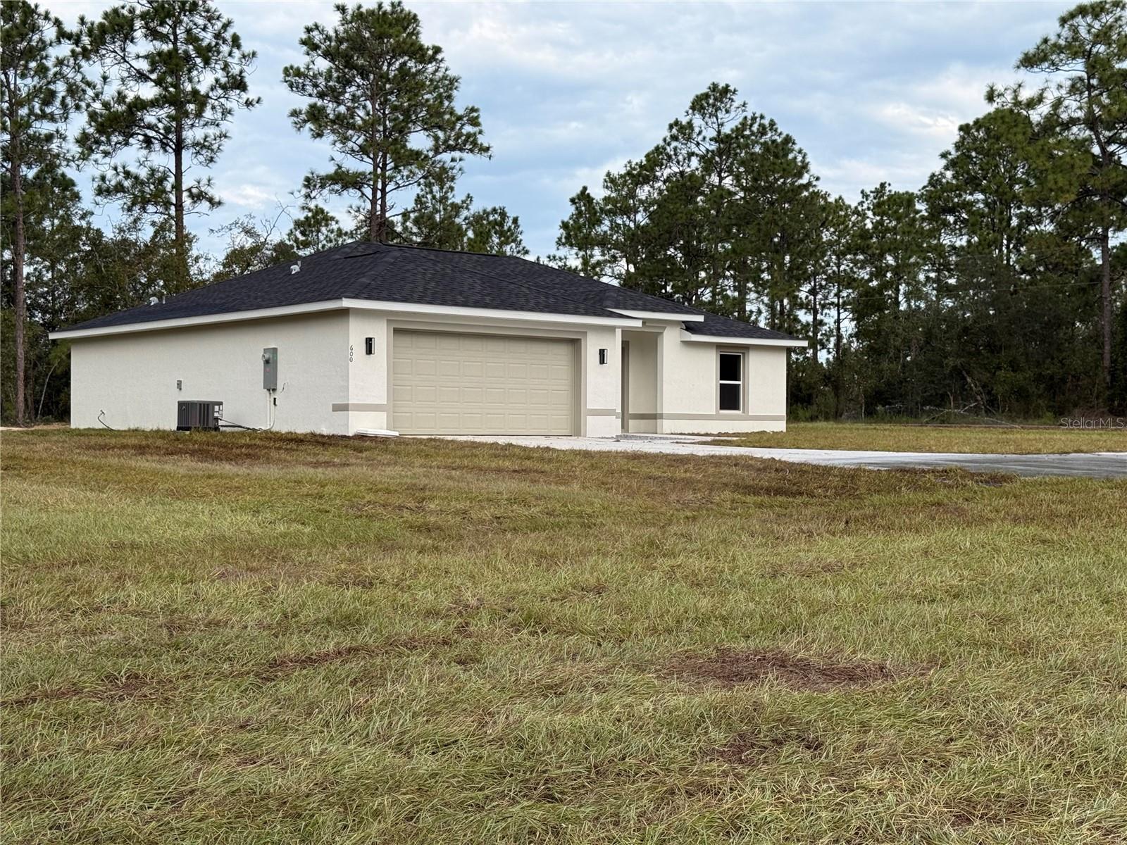 600 NW RIDGEWOOD RD