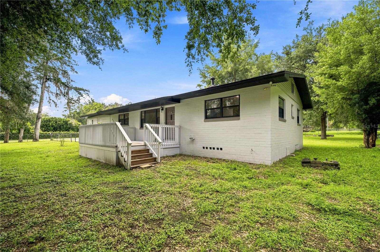 455 Sw 73rd Street Road Property Photo 1