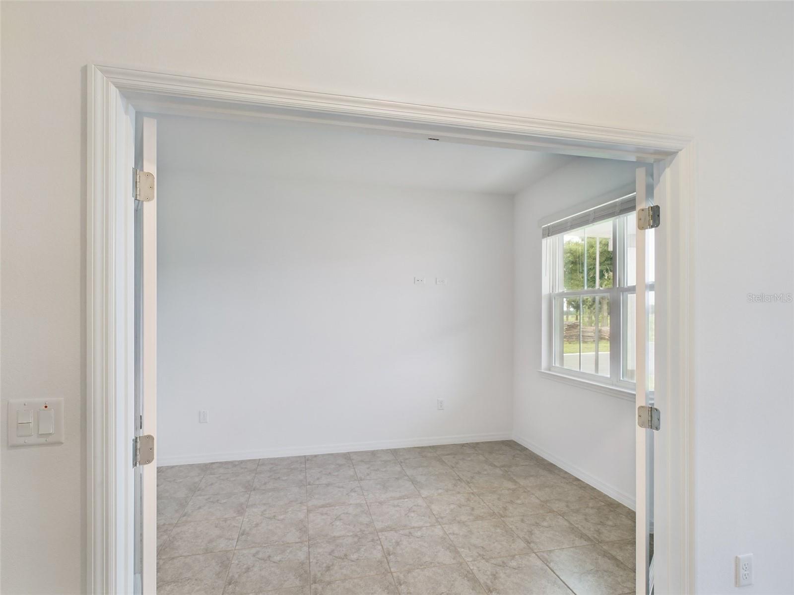 7707 Sw 58th Pl Property Photo 5