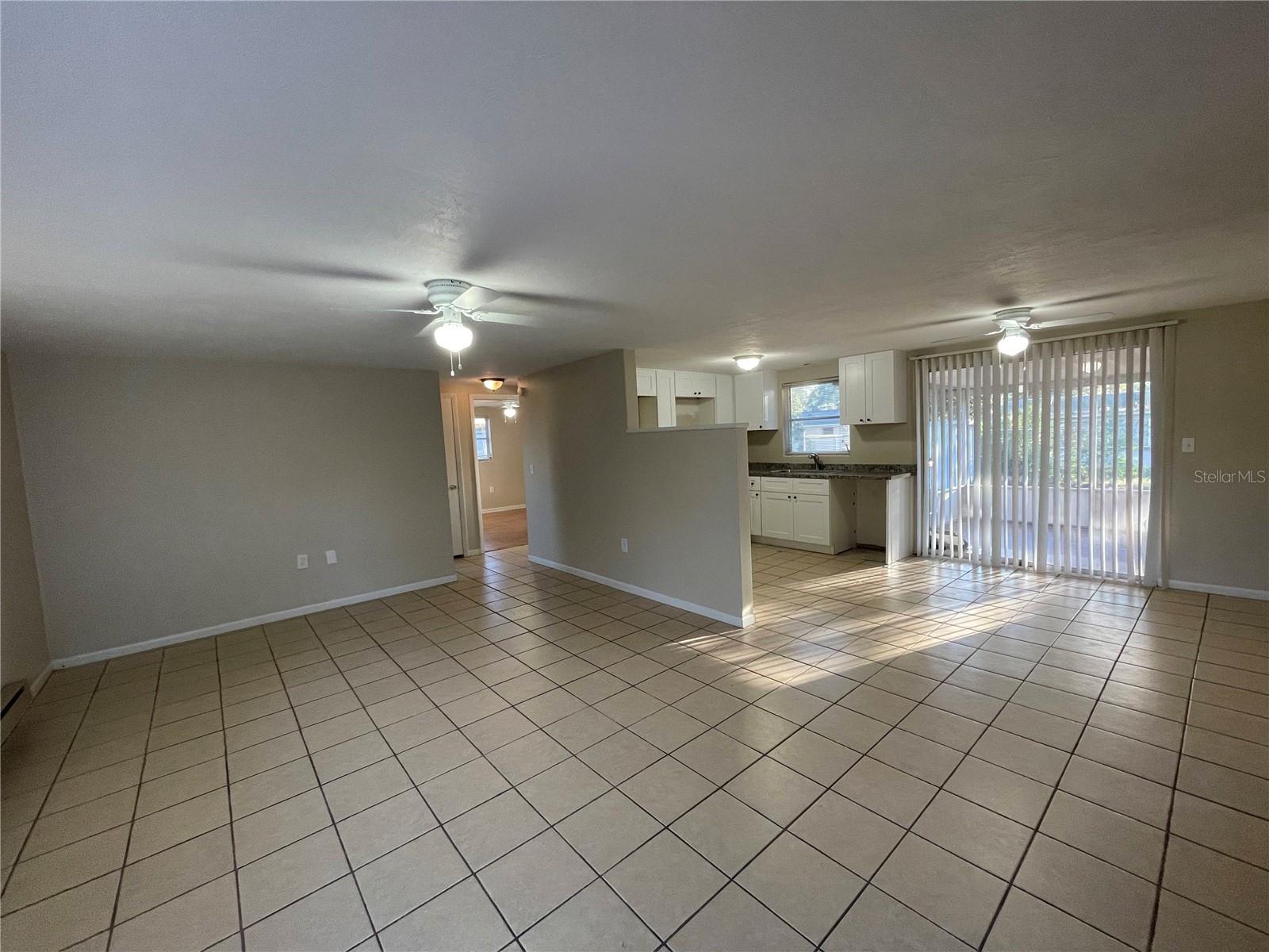 8 Rose Ave Property Photo 3