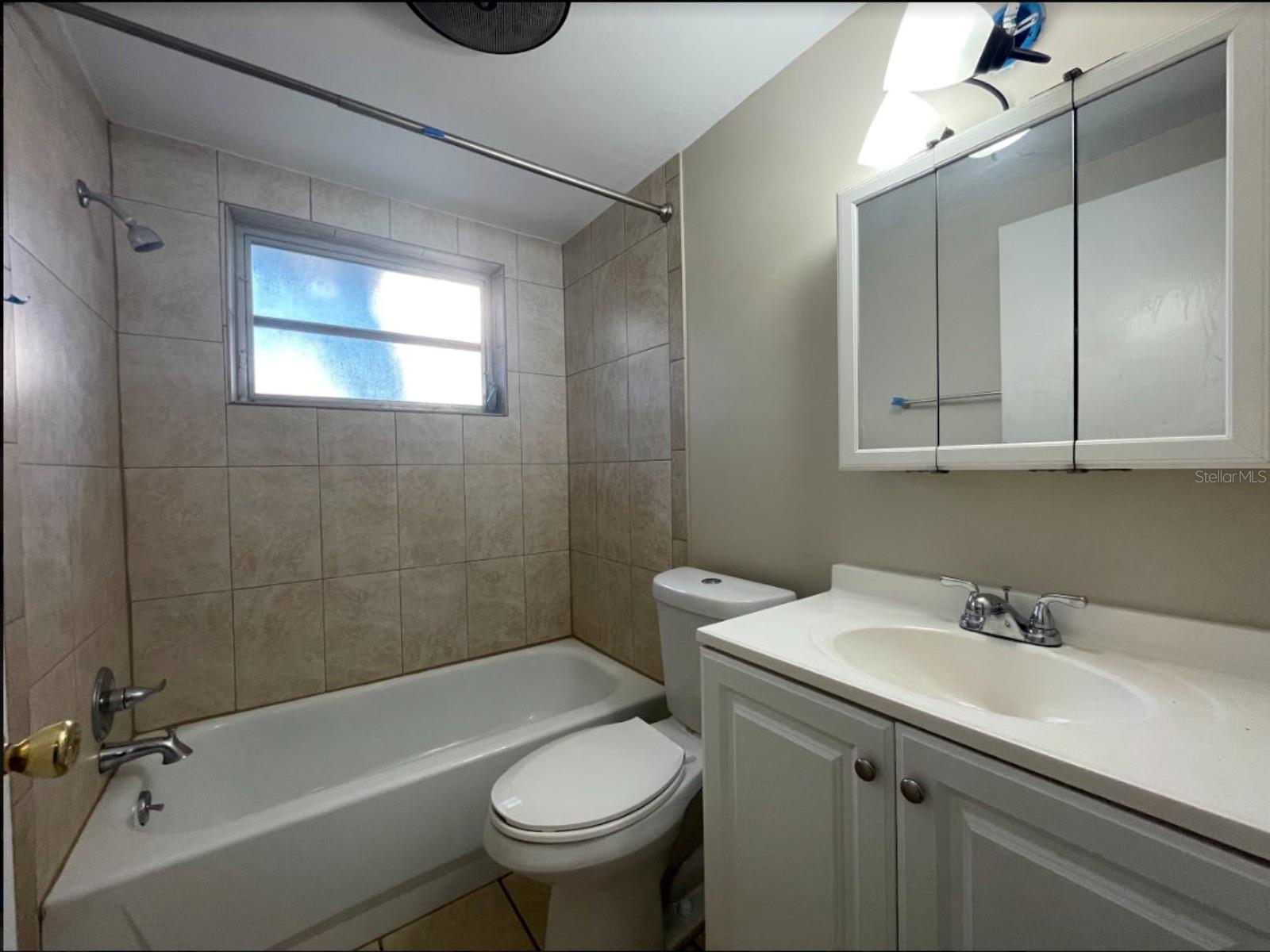 8 Rose Ave Property Photo 15