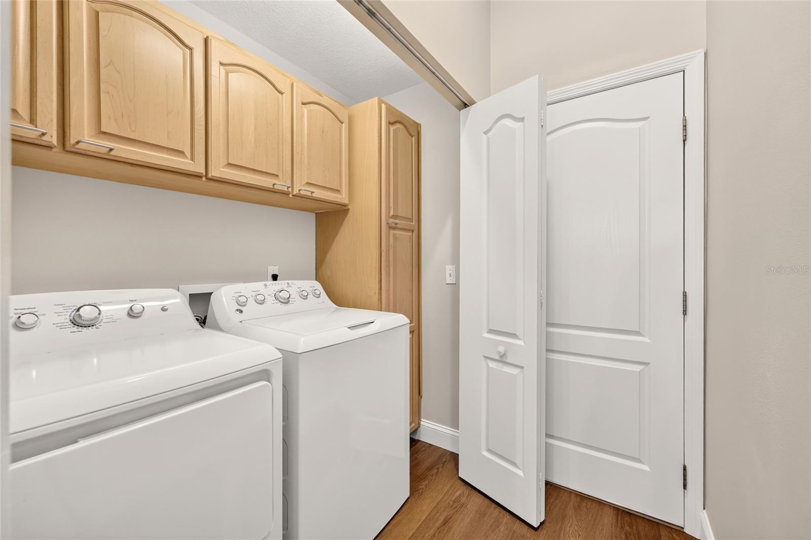 3040 Sw 41st Pl Property Photo 43