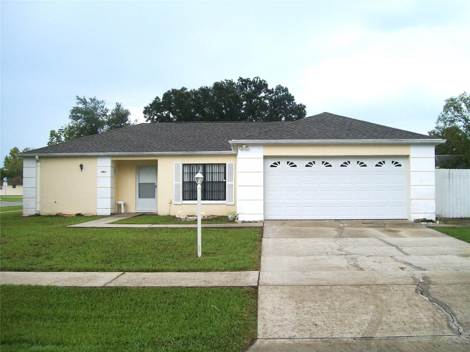 15071 Sw 38th Ave Property Photo 1
