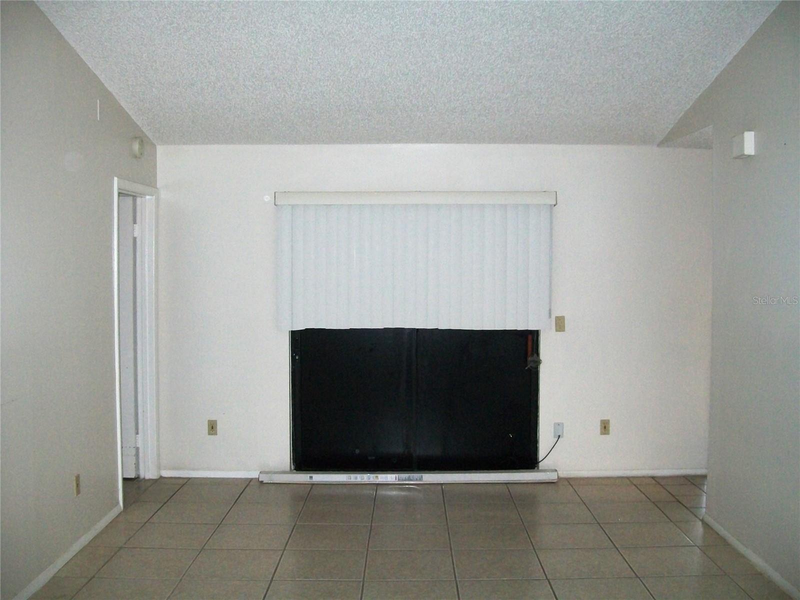15071 Sw 38th Ave Property Photo 3