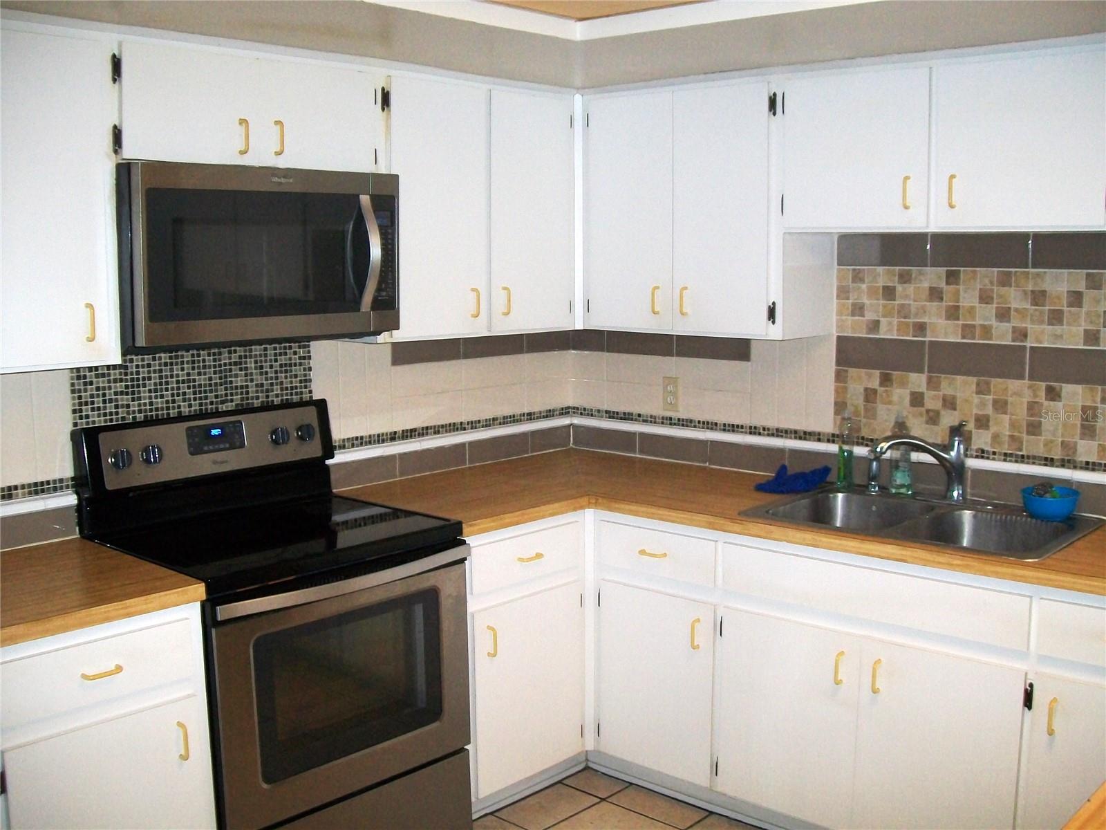 15071 Sw 38th Ave Property Photo 7
