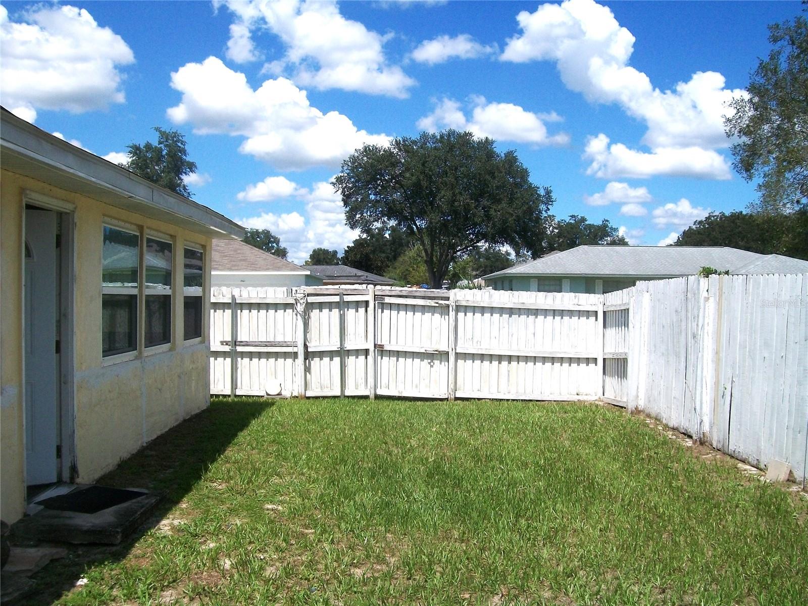 15071 Sw 38th Ave Property Photo 22