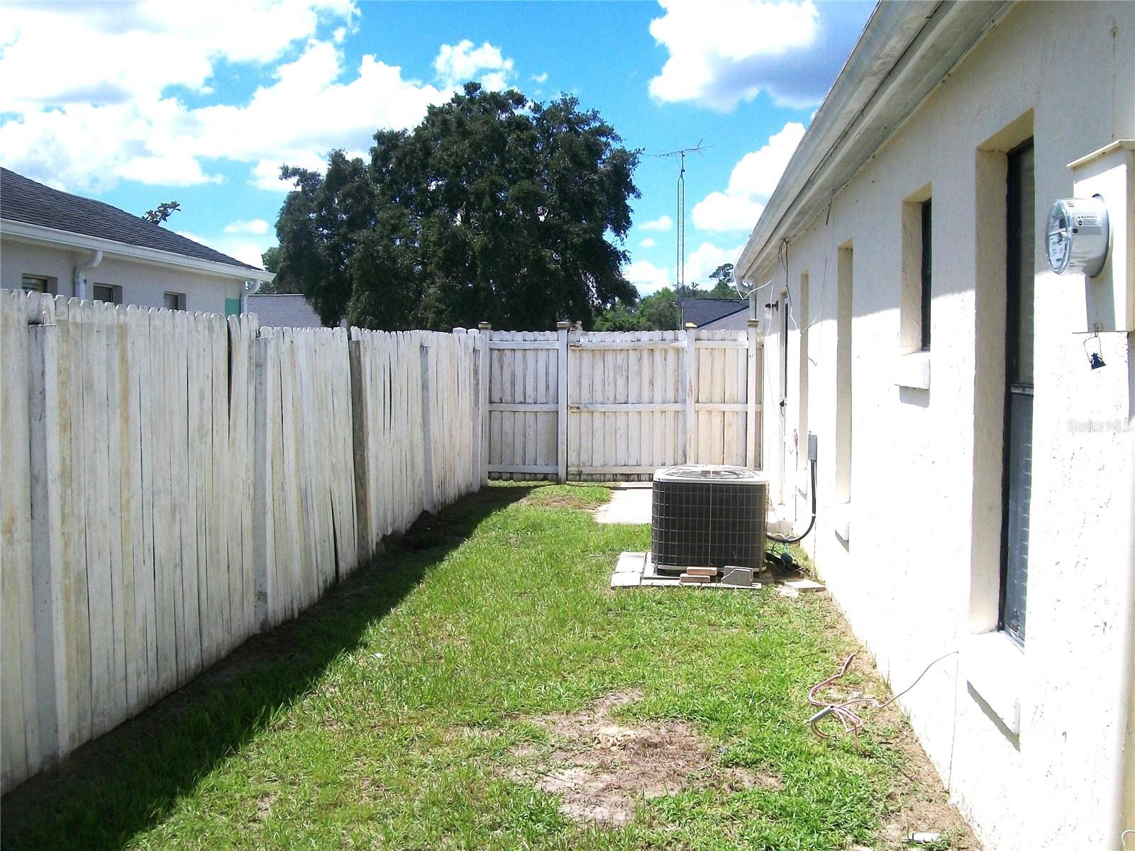 15071 Sw 38th Ave Property Photo 23