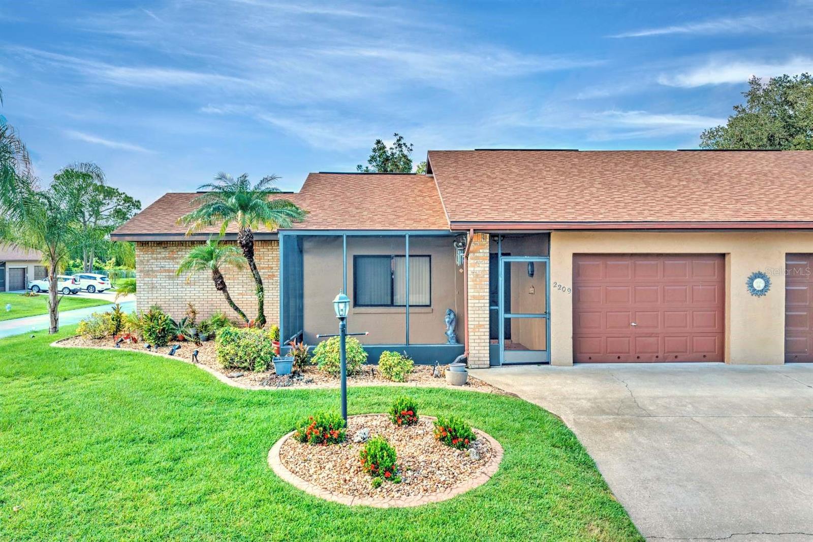 2209 Hidden Creek Cir Property Photo 1