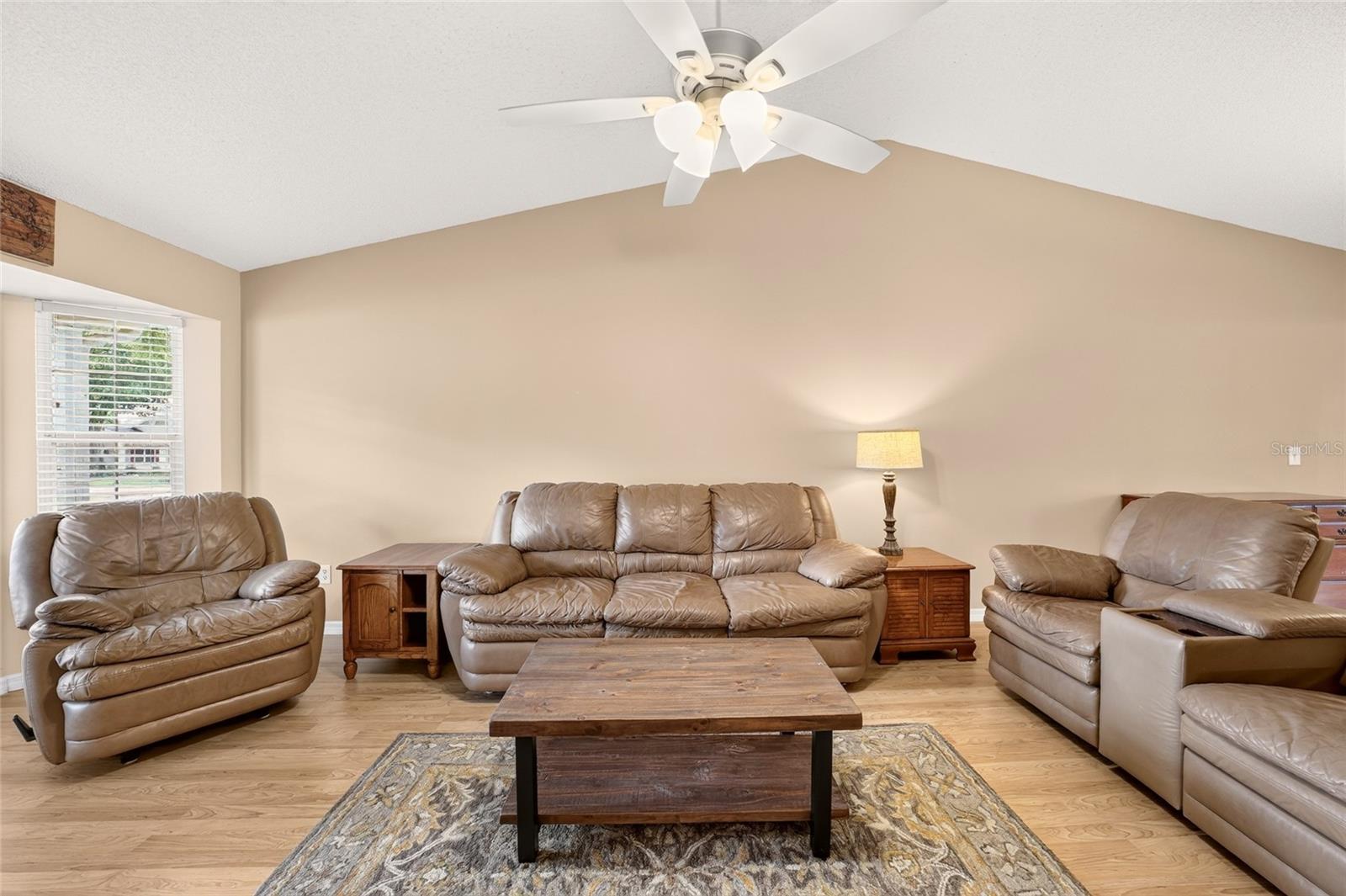 8661 Sw 65th Ter Property Photo 8