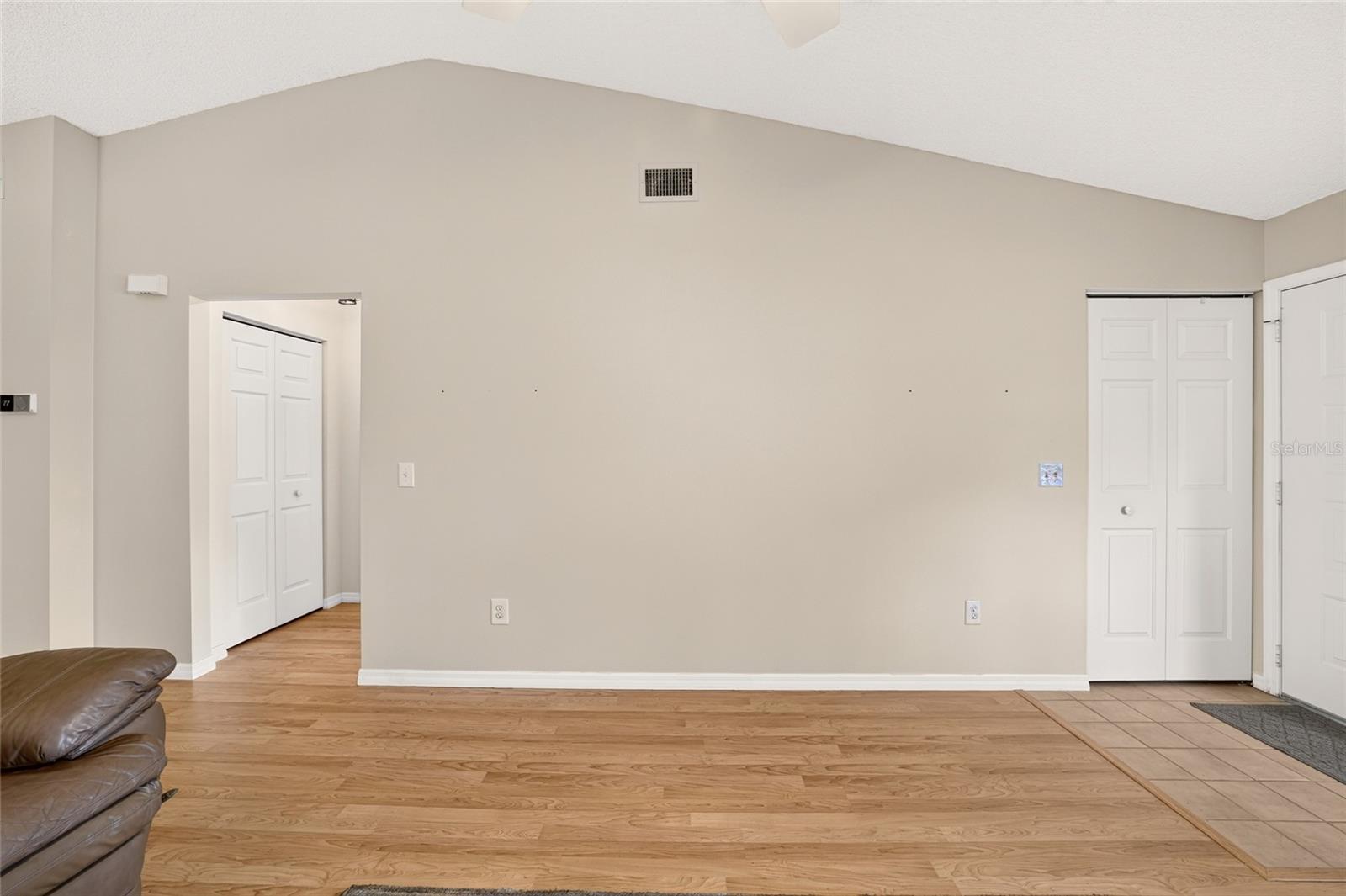8661 Sw 65th Ter Property Photo 12