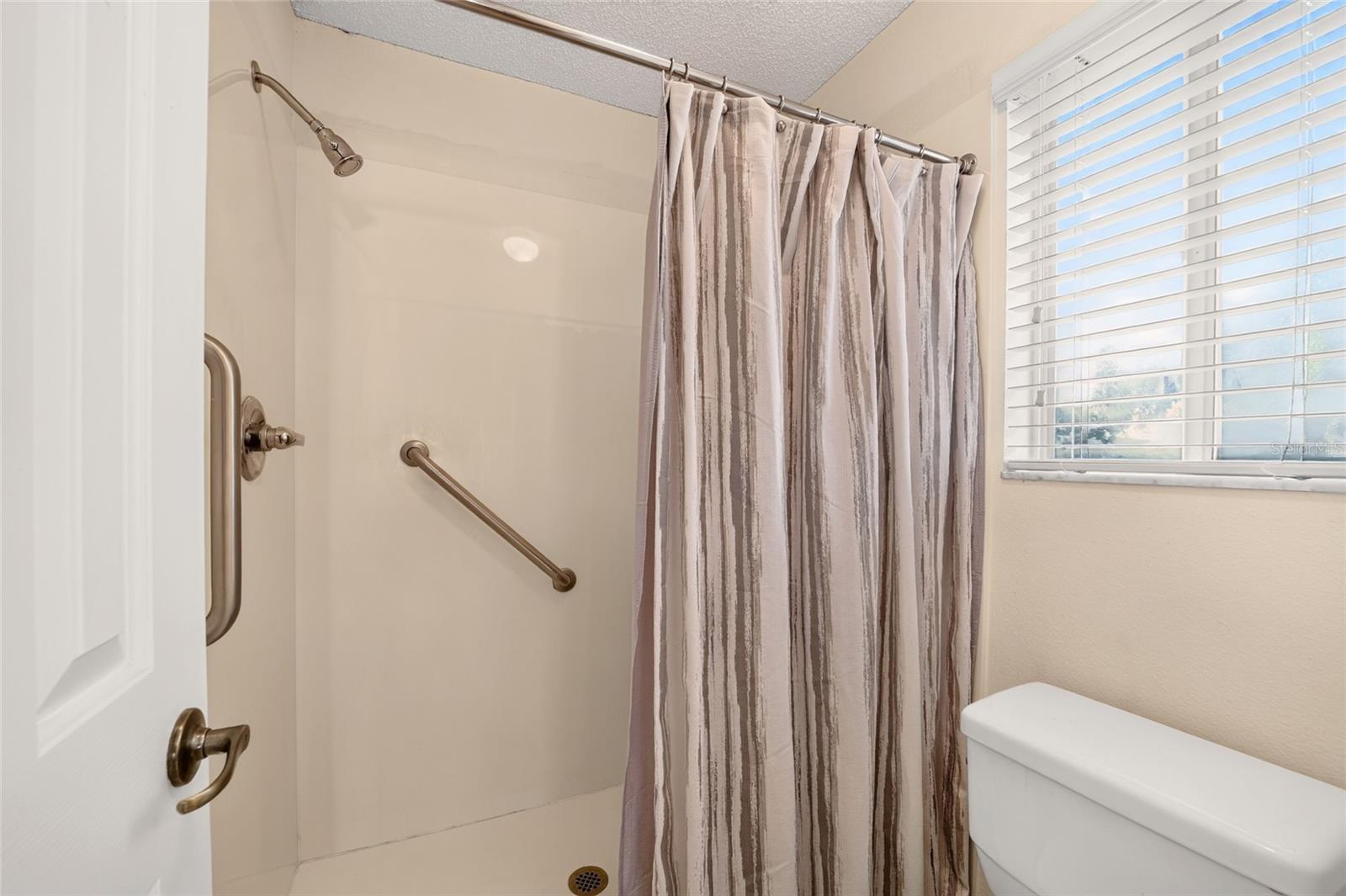 8661 Sw 65th Ter Property Photo 40