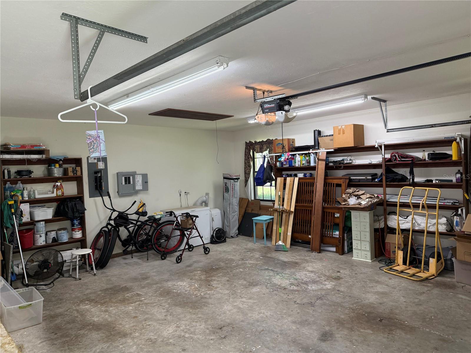 36 Nashua Way Property Photo 28
