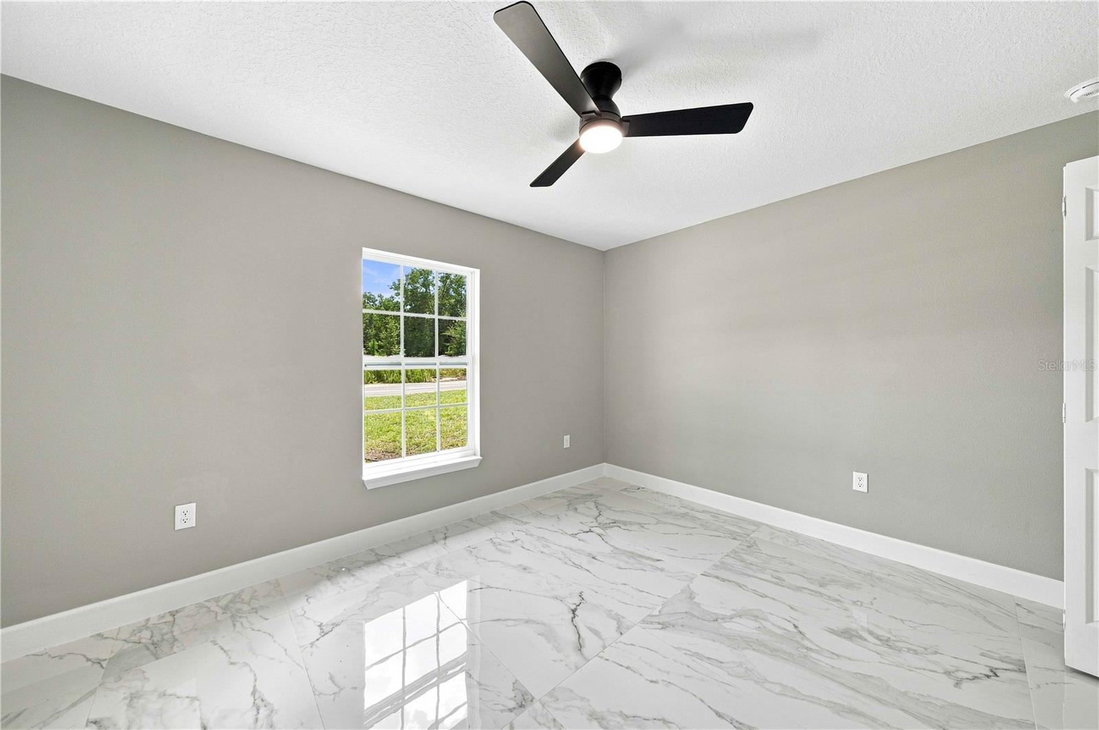 14919 Sw 24 Pl Property Photo 18