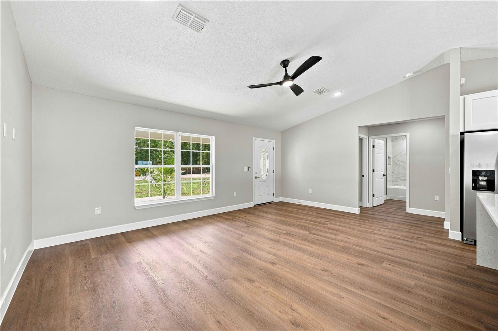 14941 Sw 24 Pl Property Photo 6