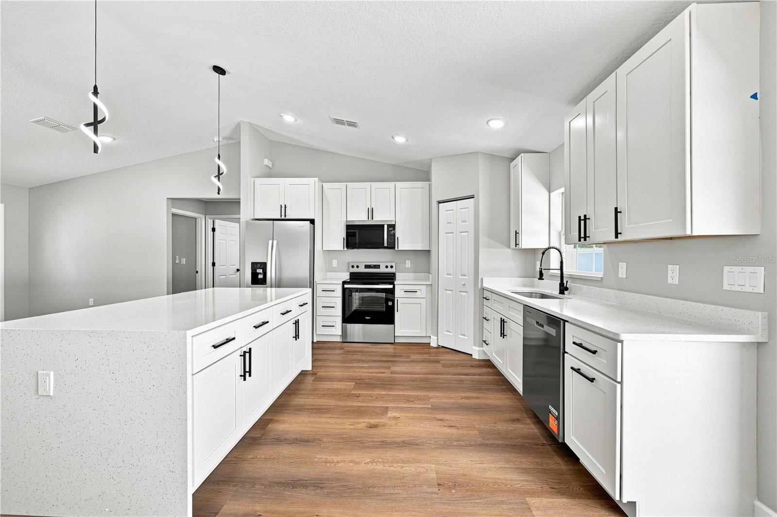 14941 Sw 24 Pl Property Photo 8