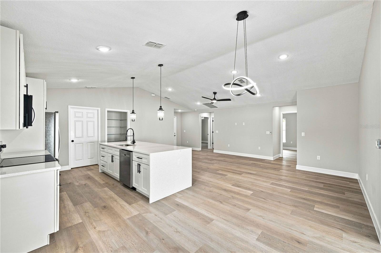 14957 Sw 24 Pl Property Photo 8