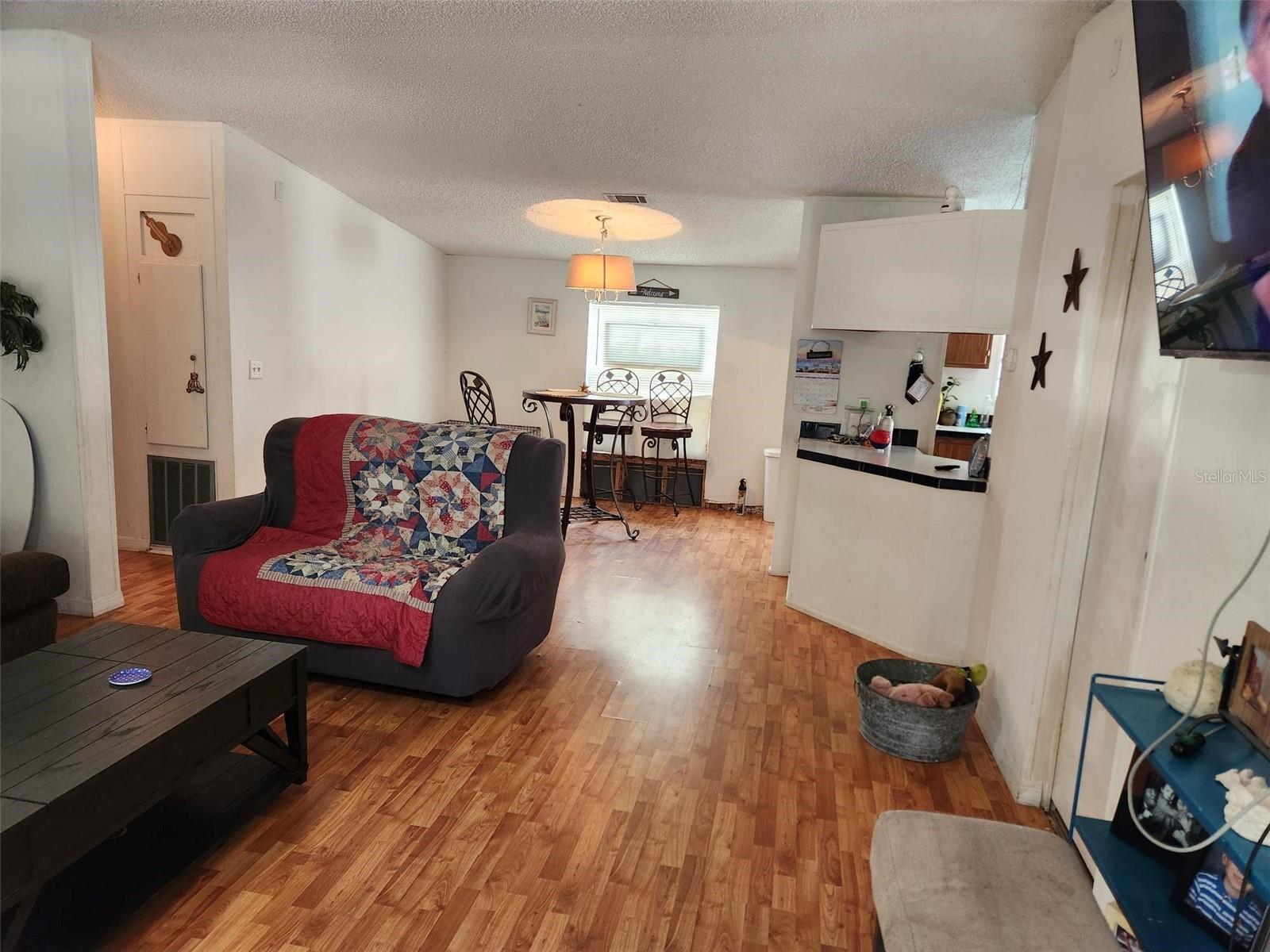 169 Ne 166 Ct Property Photo 6
