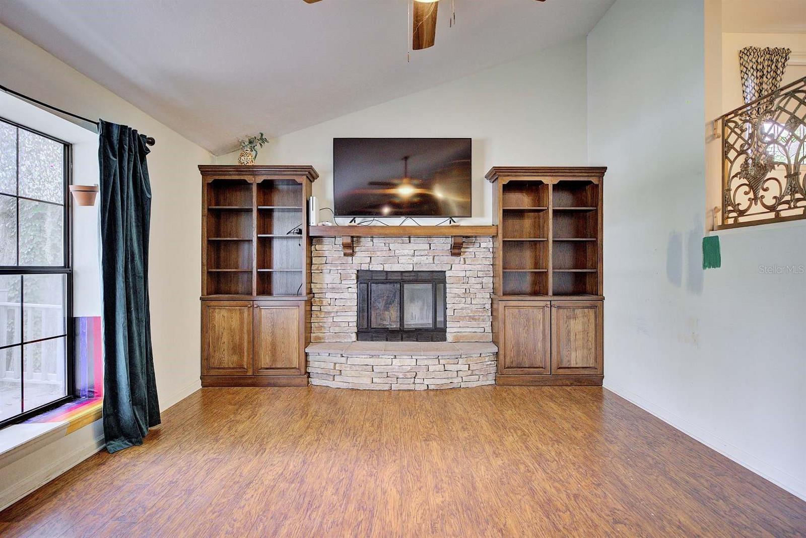 5324 Lafayette Ave Property Photo 6