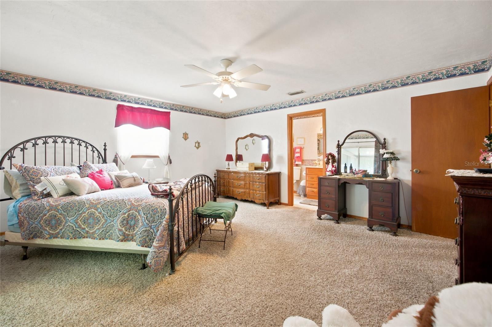 36 Almond Trl Property Photo 12