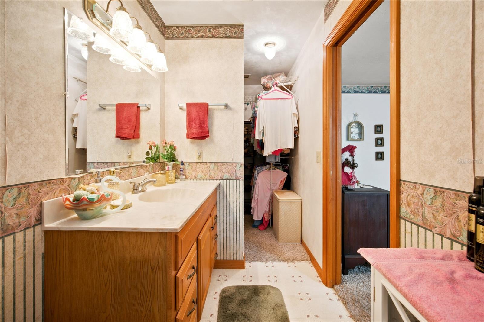 36 Almond Trl Property Photo 14