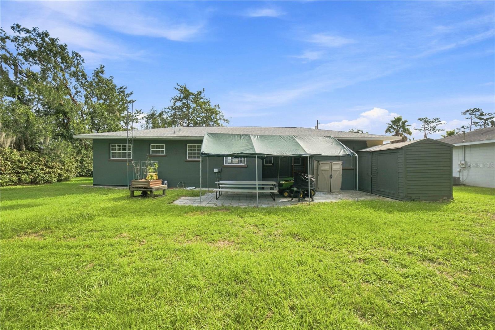 5708 Se Palm Rd Property Photo 24