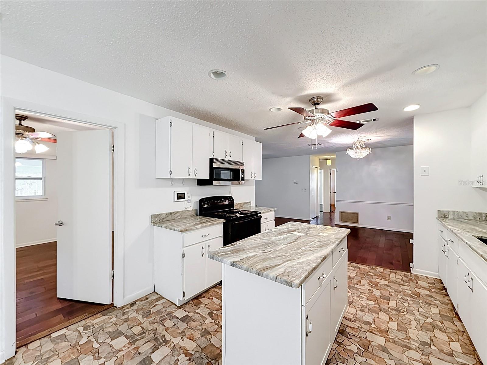 10035 Sw 91st Ter Property Photo 15