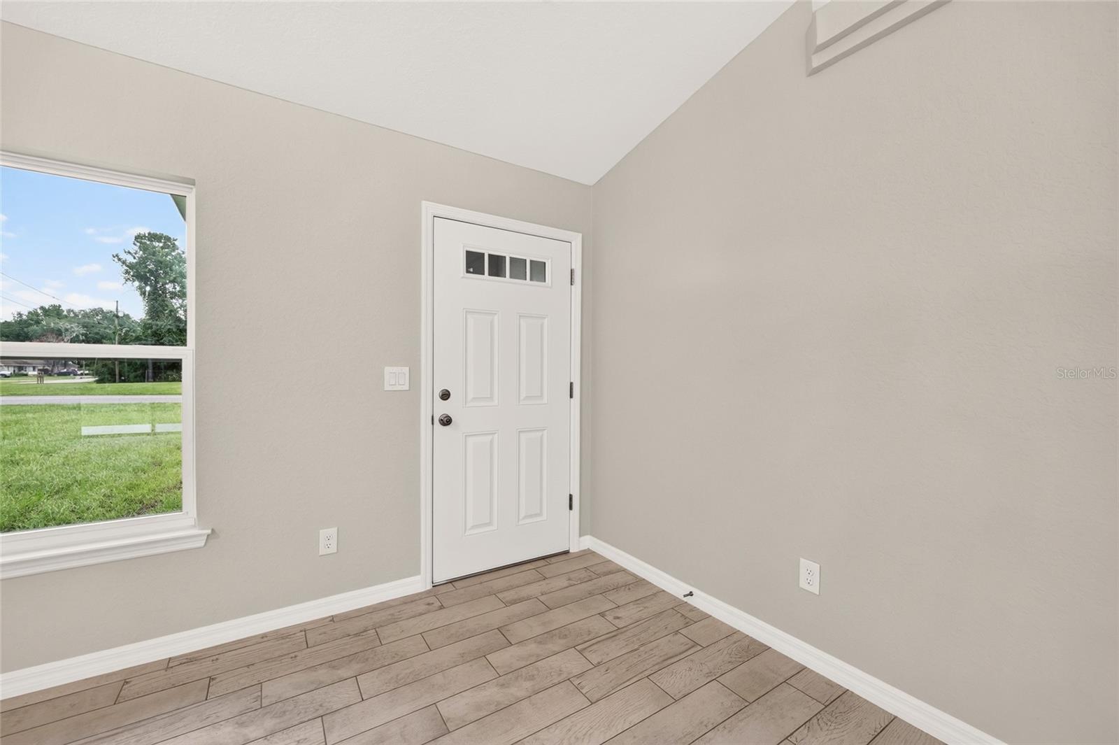 34 Hemlock Circle Way Property Photo 8