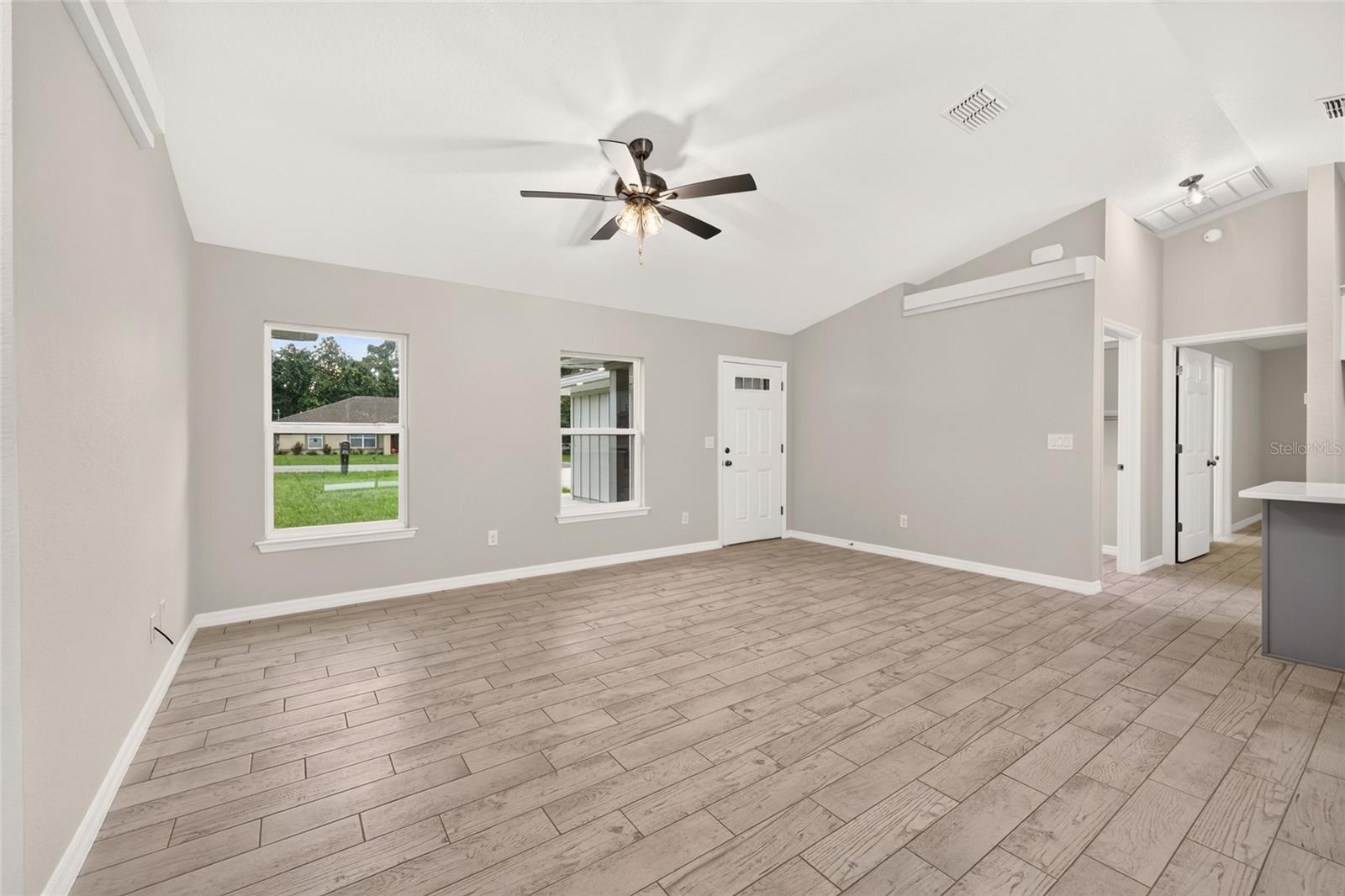34 Hemlock Circle Way Property Photo 10