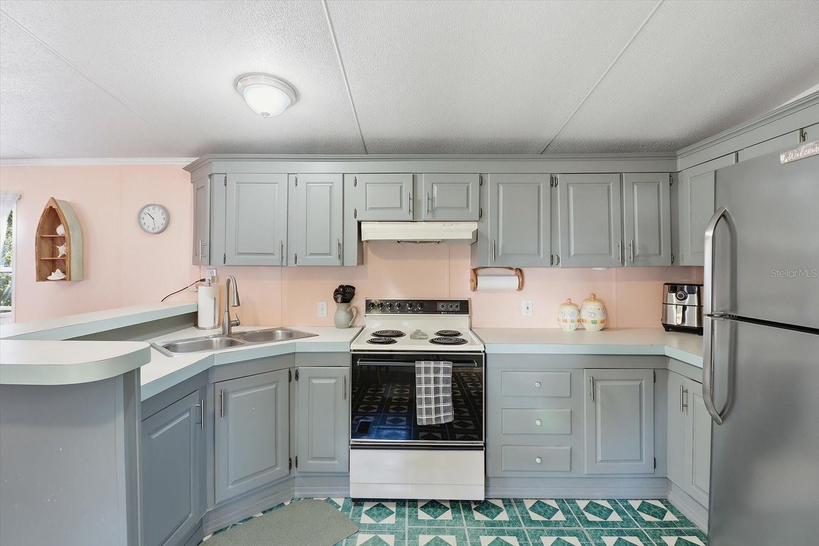 24 62nd St Property Photo 18
