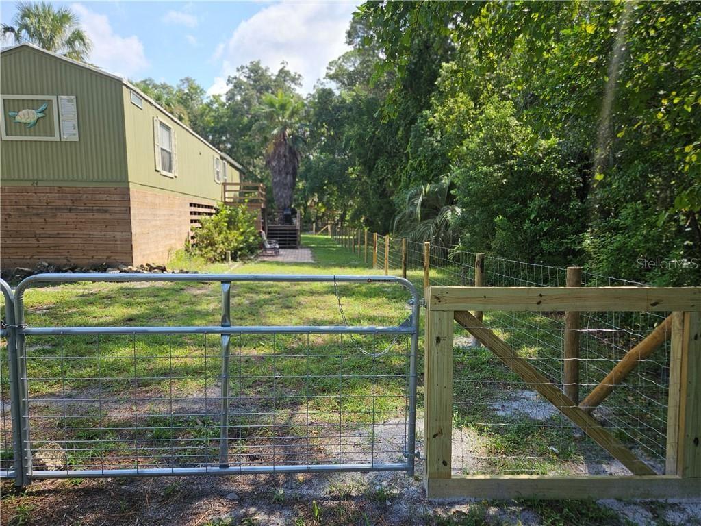 24 62nd St Property Photo 43