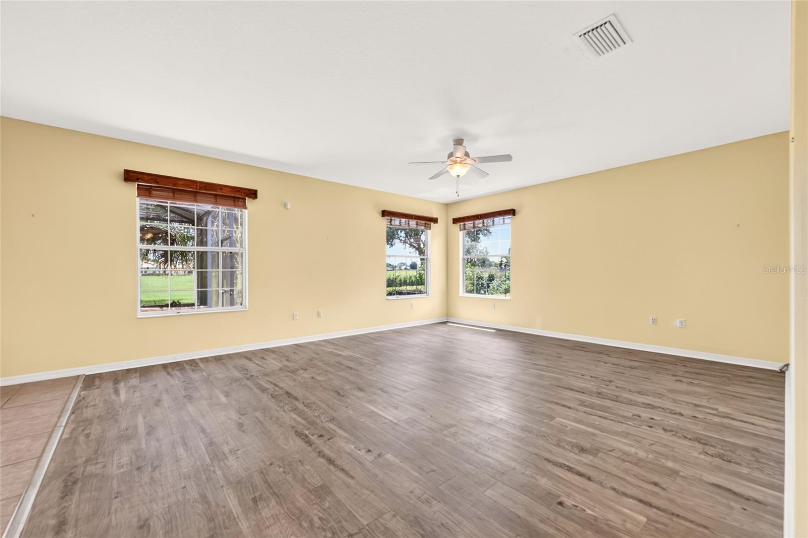 8555 Sw 86th Ter Property Photo 10