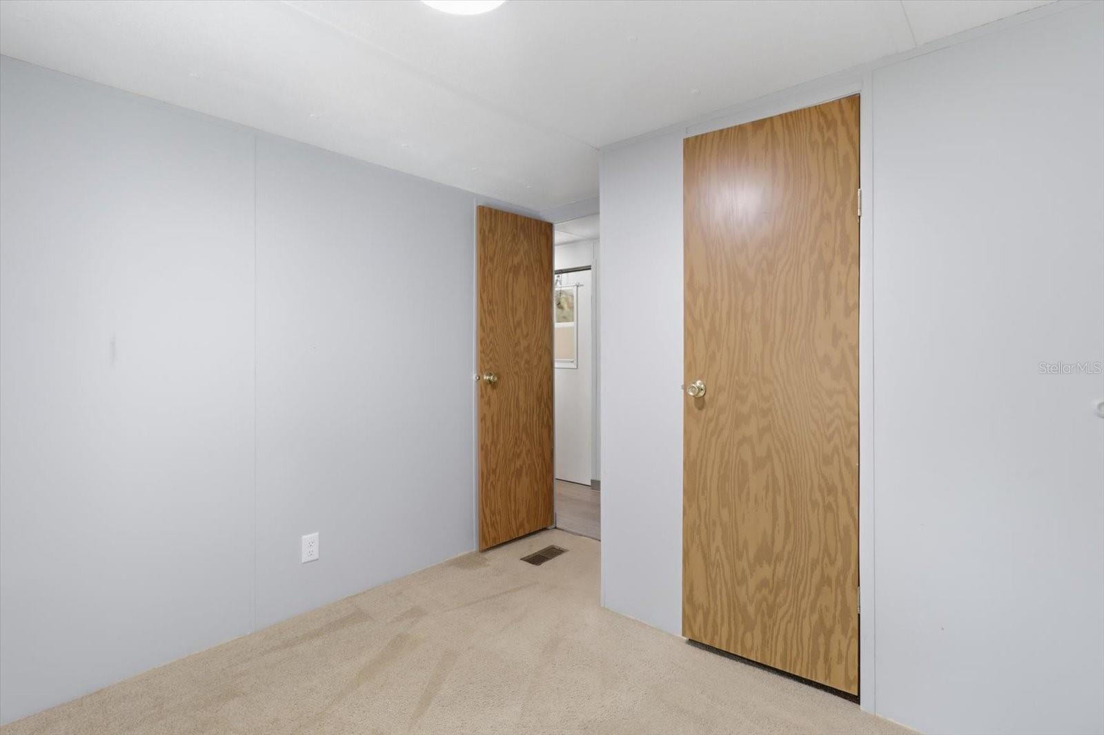 3496 S Arundel Ter Property Photo 23