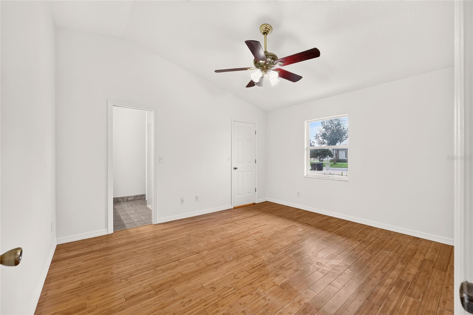 3826 Ne 5th Ter Property Photo 22