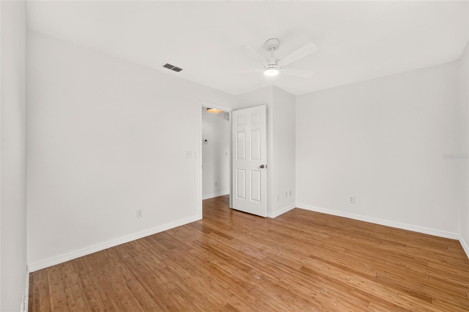 3826 Ne 5th Ter Property Photo 31
