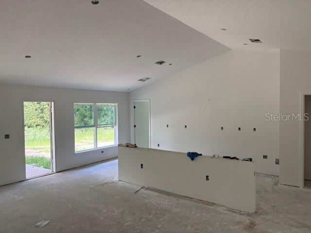 6734 Sw 179th Avenue Rd Property Photo 4