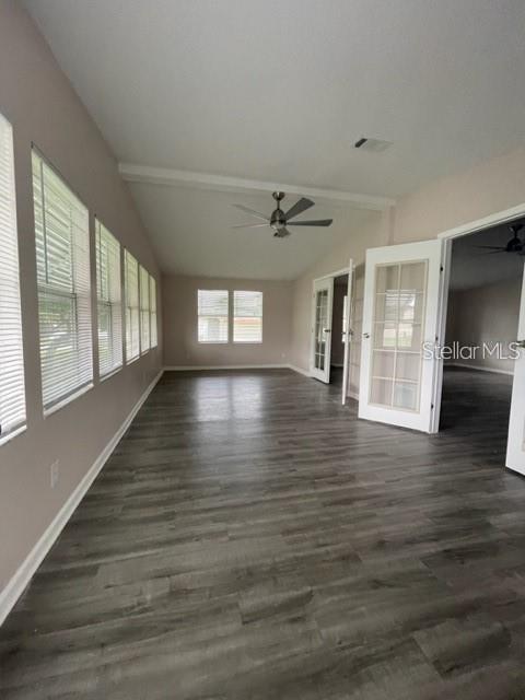 1211 Panama Pl Property Photo 2