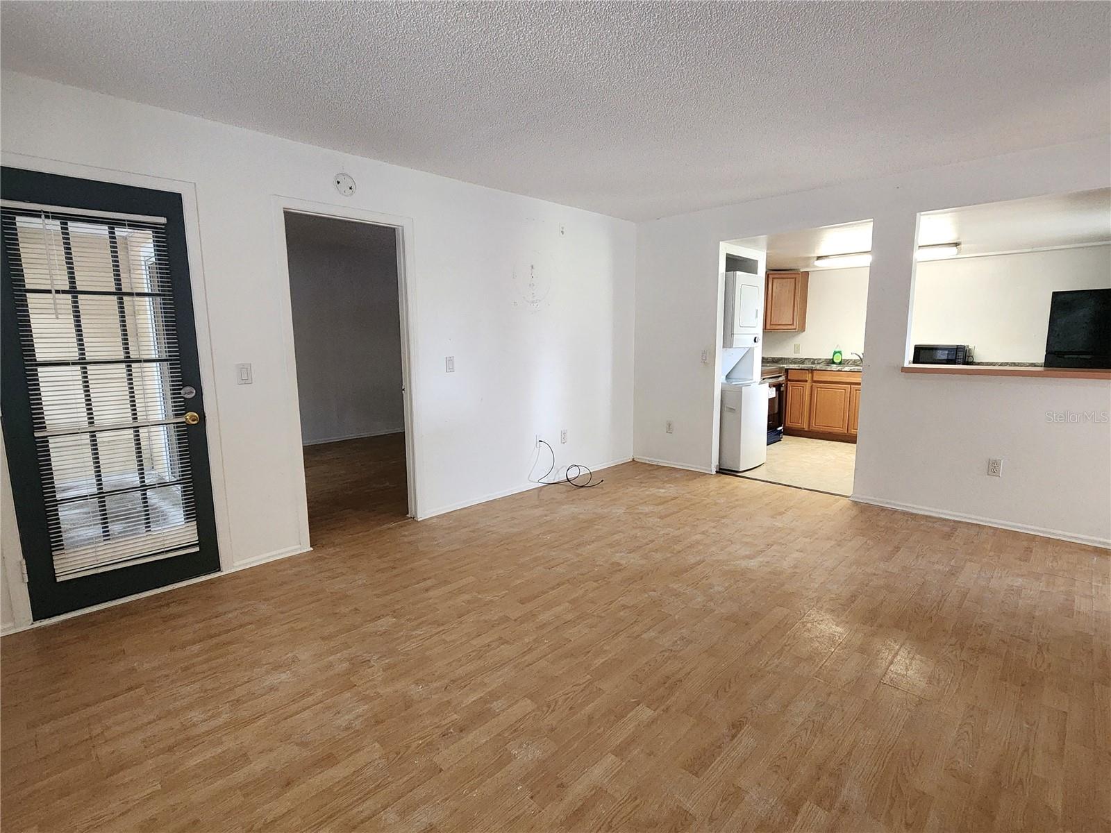 8215 Fairways Cir #g202 Property Photo 3