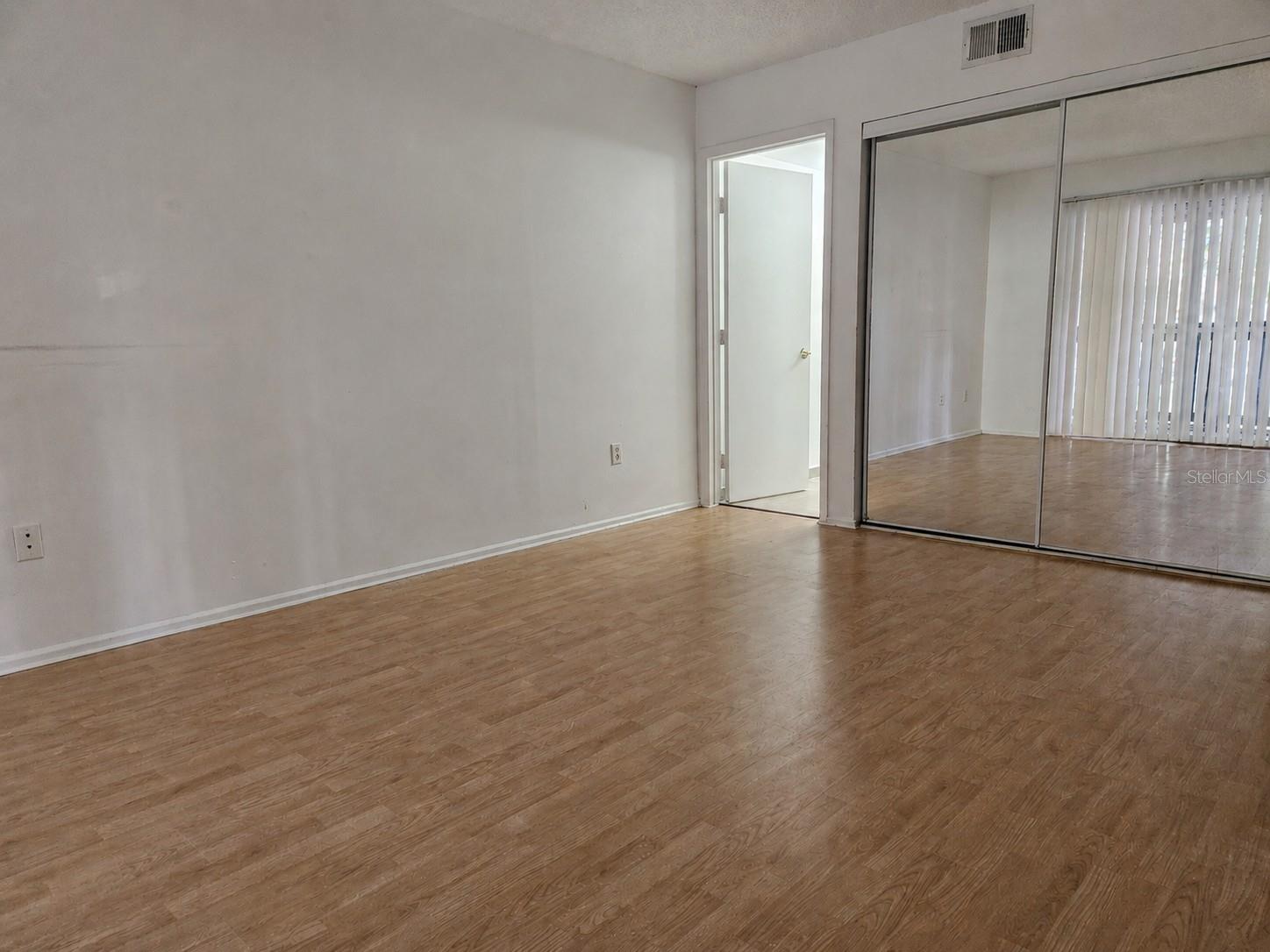 8215 Fairways Cir #g202 Property Photo 9