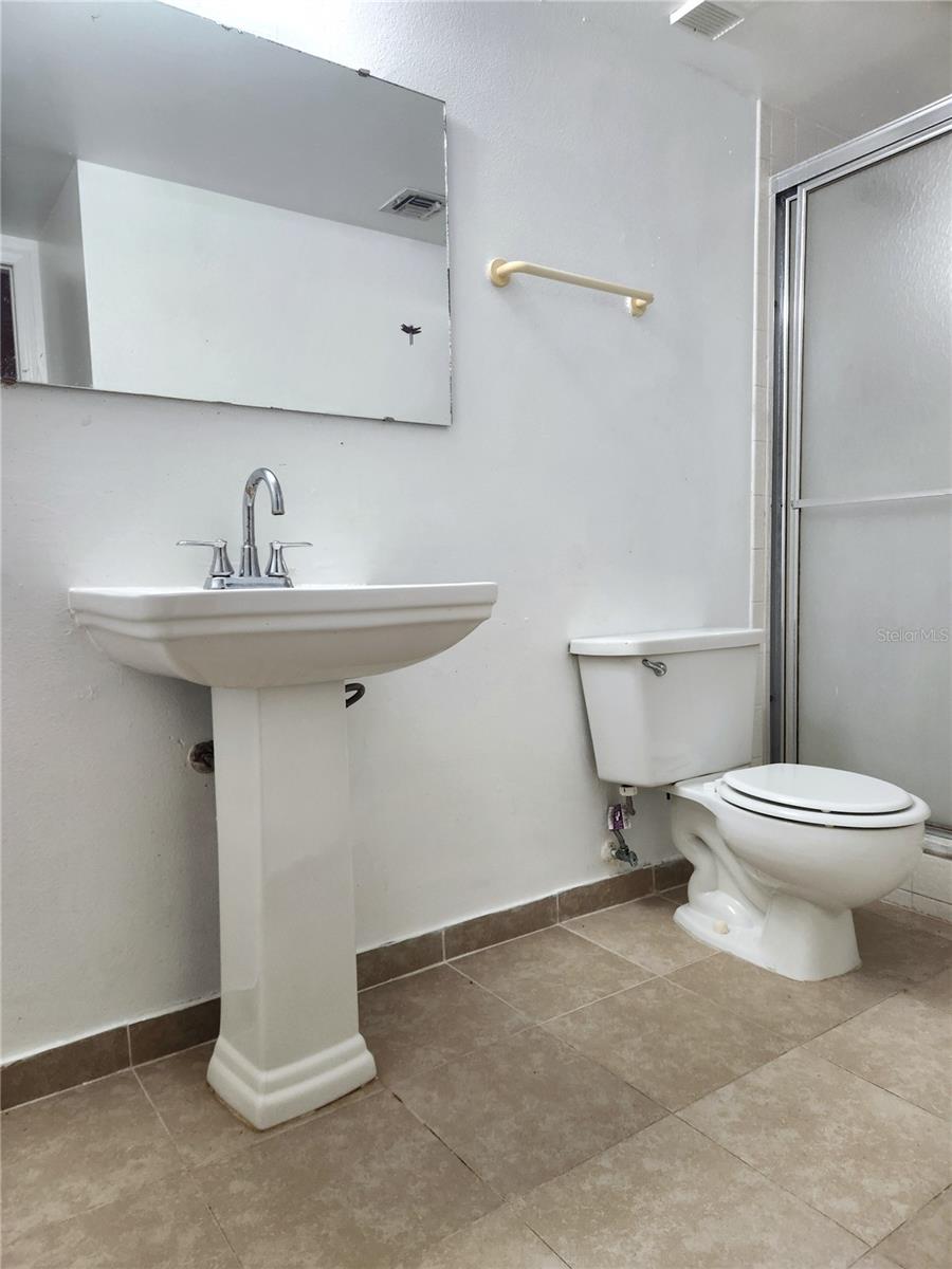 8215 Fairways Cir #g202 Property Photo 10