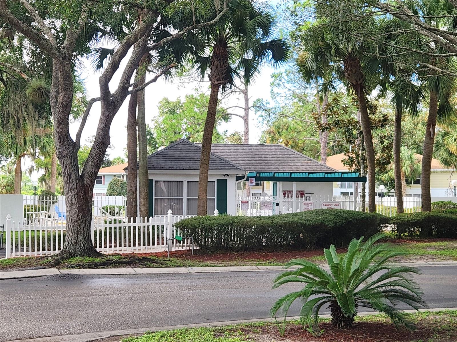 8215 Fairways Cir #g202 Property Photo 19