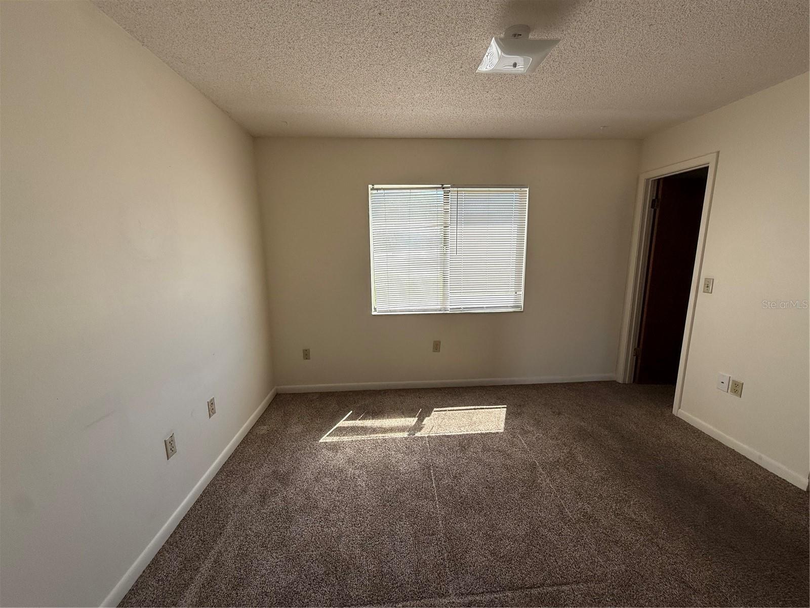 3032 Se 5th Ter #a Property Photo 8