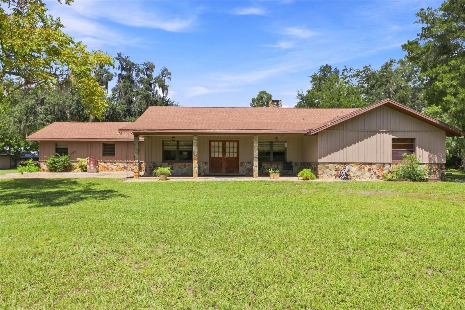 10265 W SPRINGTREE LN Property Photo 1