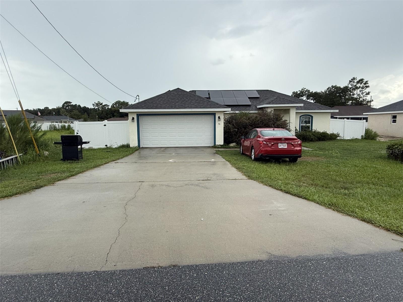 36 WALNUT DR Property Photo 1
