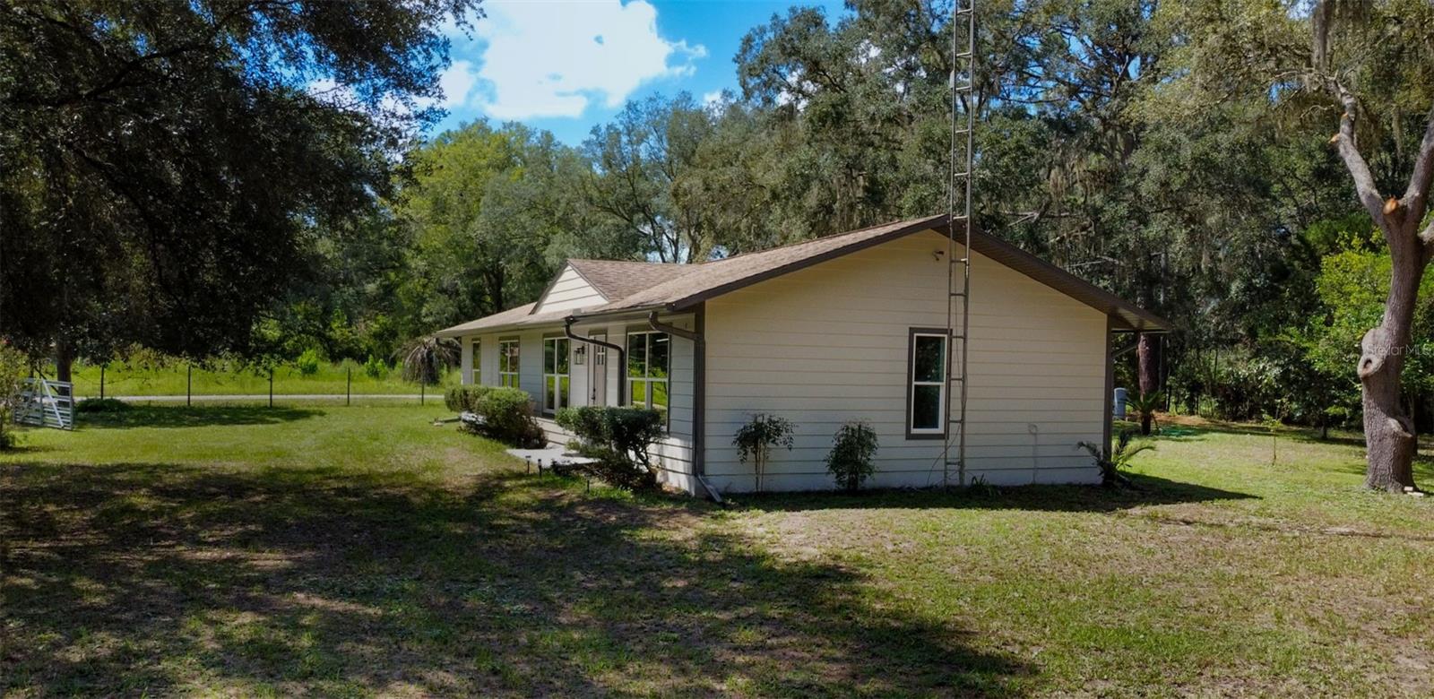 10962 Sw 112th Ave Property Photo 5