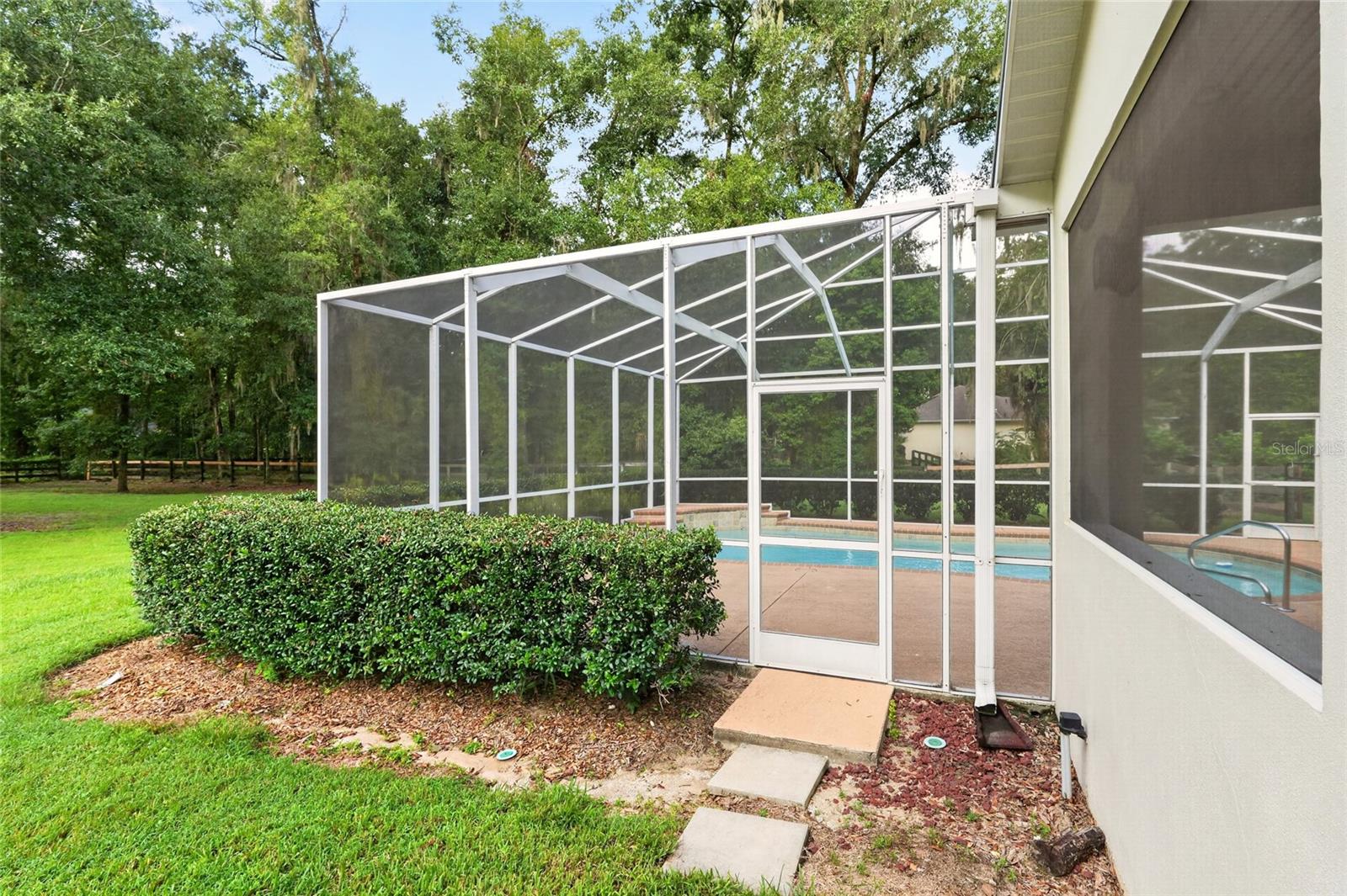 2080 Nw 111th Loop Property Photo 57