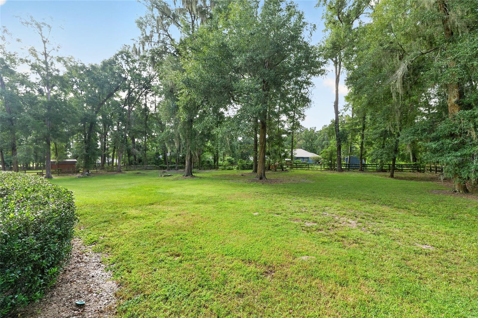 2080 Nw 111th Loop Property Photo 59
