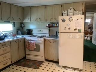9544 Se 163rd St Property Photo 5