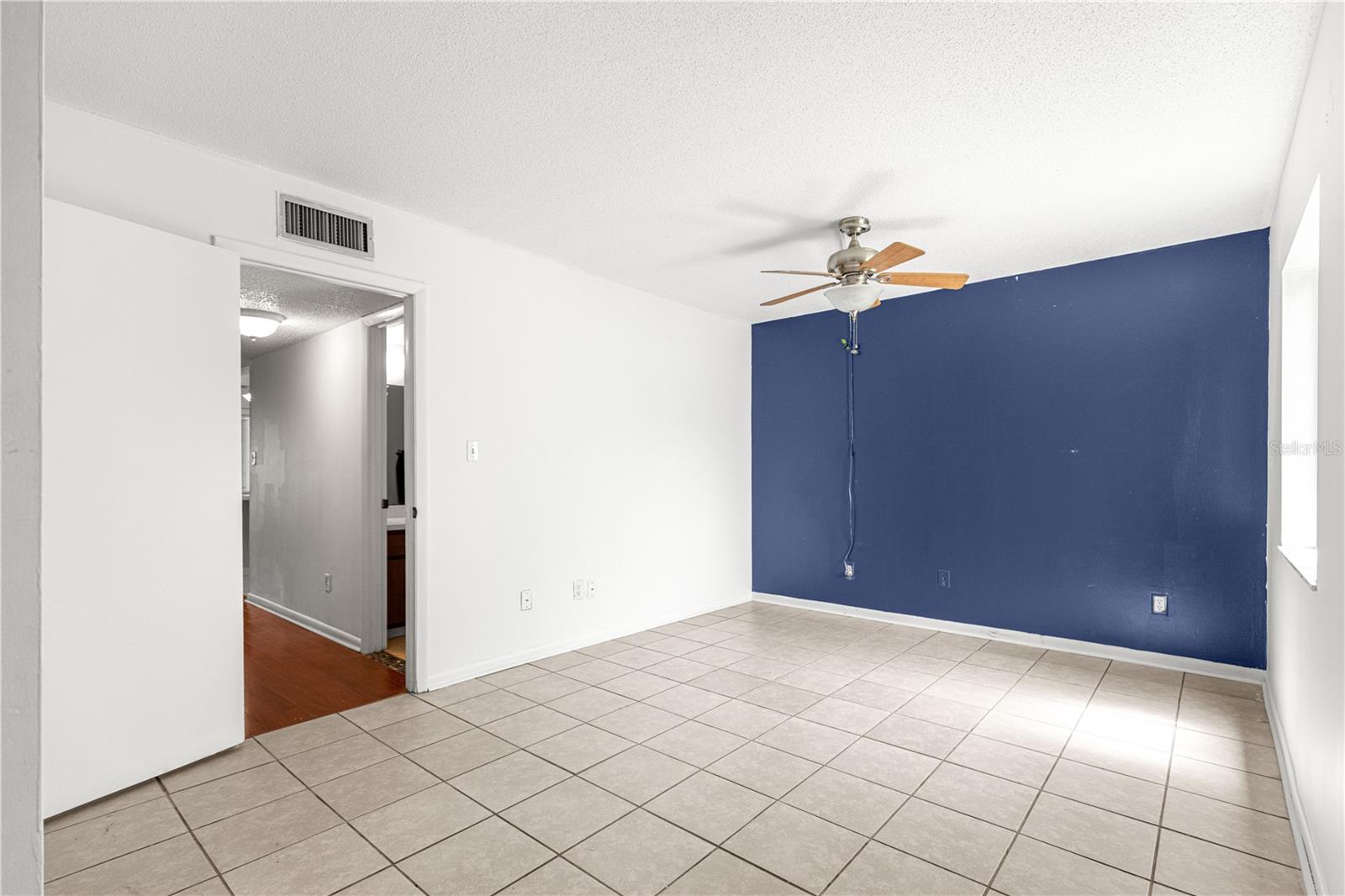 624 Fairways Cir #a Property Photo 8