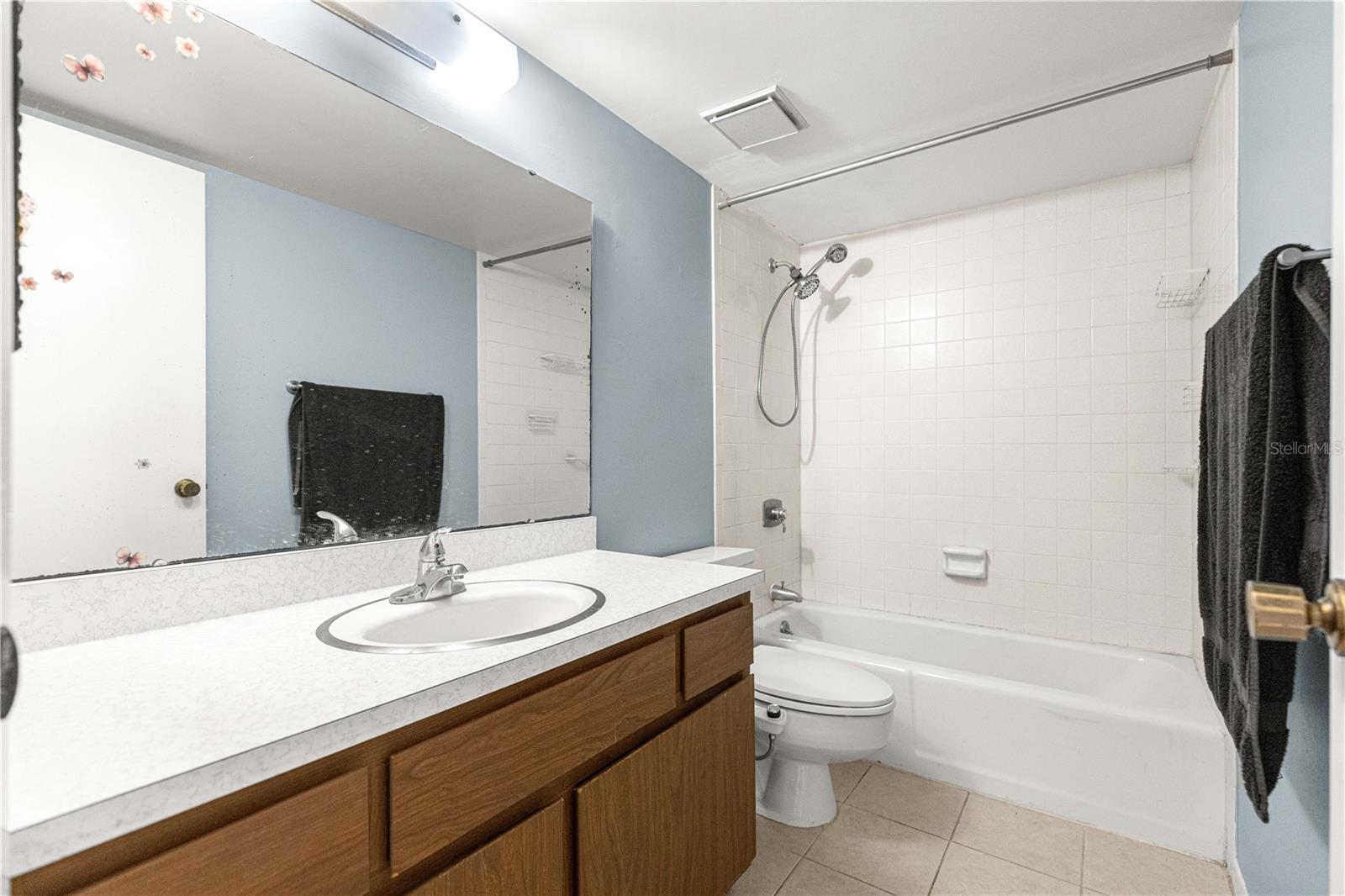 624 Fairways Cir #a Property Photo 11