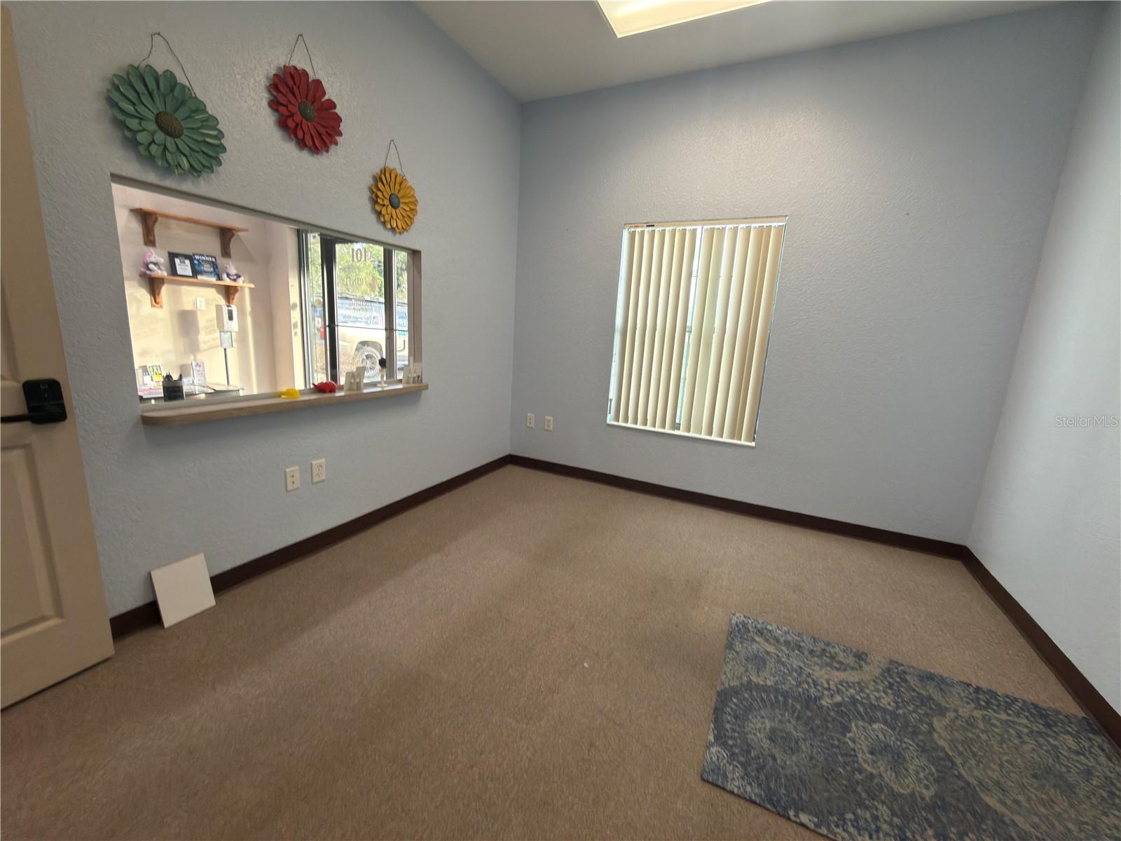 233 Ne 58th Ave #a Property Photo 2